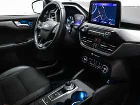 Ford Kuga (2020) thumbnail 4