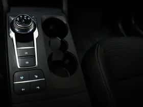 Ford Kuga (2020) thumbnail 44