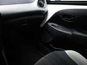 Peugeot 108 (2016) thumbnail 33
