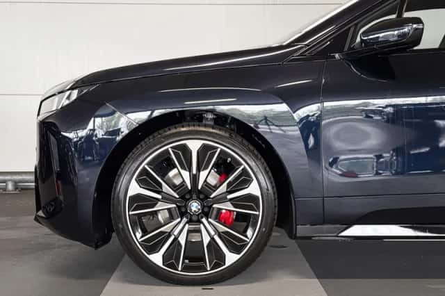 BMW iX (2026) thumbnail 4