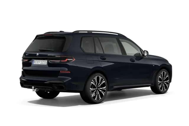 BMW X7 (2026) thumbnail 2
