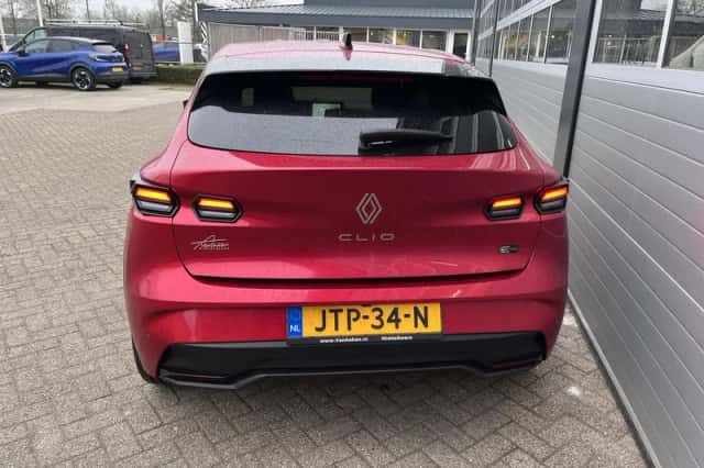 Renault Clio (2026) thumbnail 6