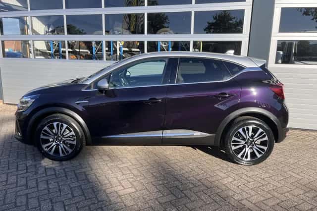 Renault Captur (2020) thumbnail 2