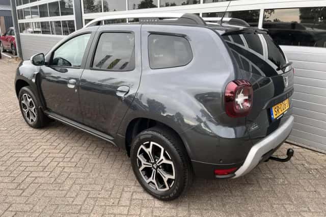 Dacia Duster (2018) thumbnail 3