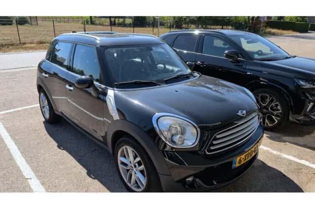 MINI Countryman (2014) thumbnail 5