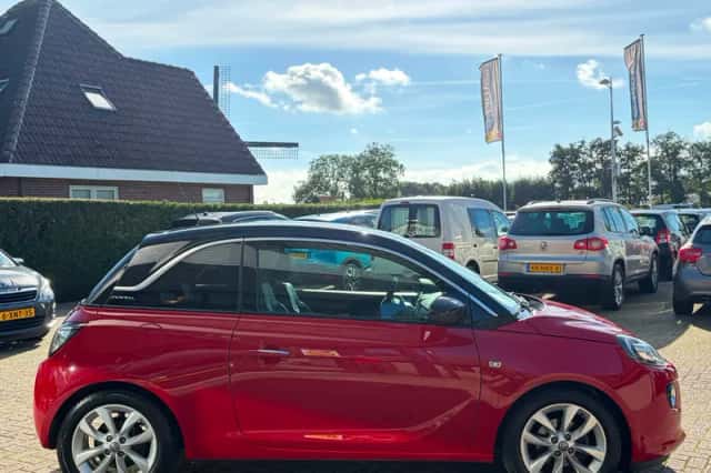 Opel Adam (2017) thumbnail 5