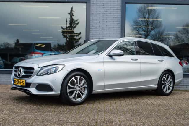 Mercedes-Benz C-Klasse (2016) thumbnail 1