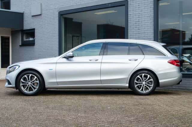 Mercedes-Benz C-Klasse (2016) thumbnail 6