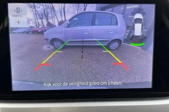 Ford Focus (2021) thumbnail 4