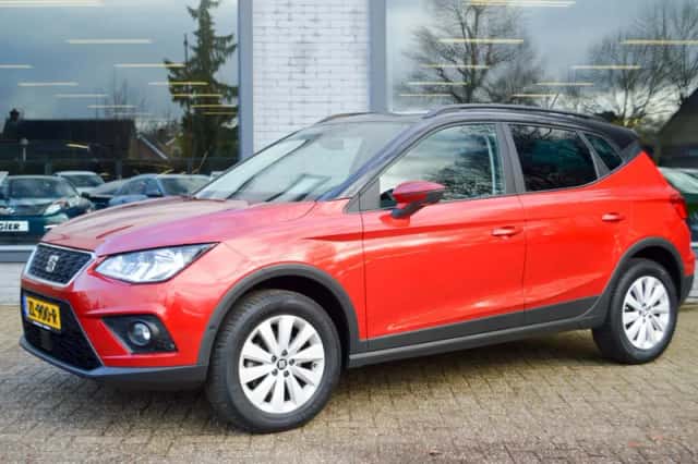 SEAT Arona (2019) thumbnail 1