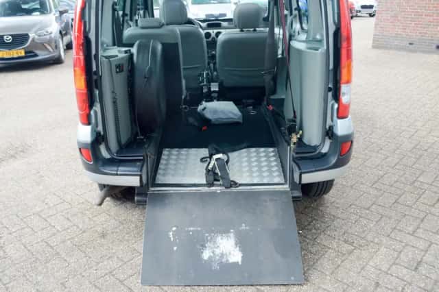 Renault Kangoo (2004) thumbnail 3