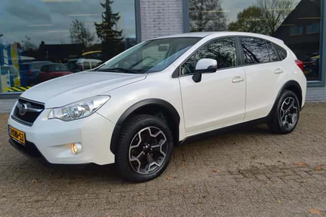 Subaru XV (2013) thumbnail 1