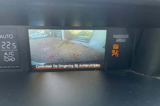 Subaru XV (2013) thumbnail 3