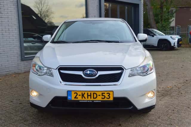 Subaru XV (2013) thumbnail 5