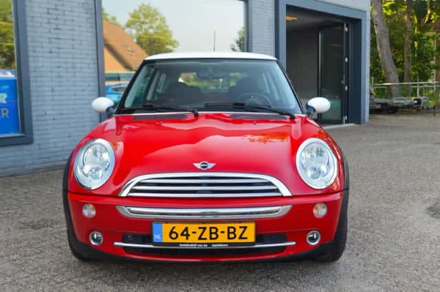 MINI Cooper (2004) thumbnail 5