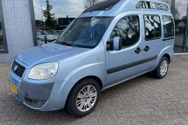 Fiat Doblò (2010) thumbnail 1