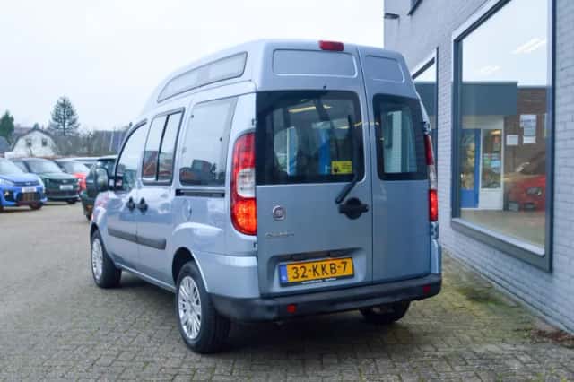Fiat Doblò (2010) thumbnail 5