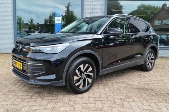 Volkswagen Tiguan (2026) thumbnail 1