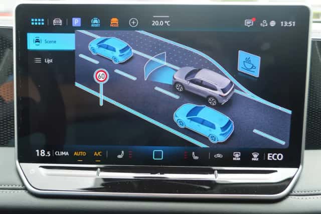Volkswagen Tiguan (2026) thumbnail 3
