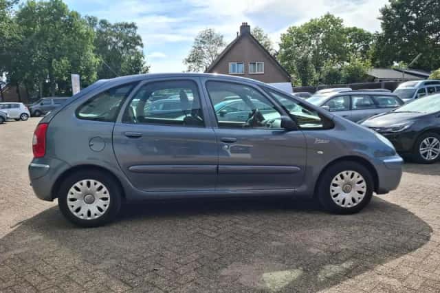 Citroën Xsara Picasso (2007) thumbnail 6