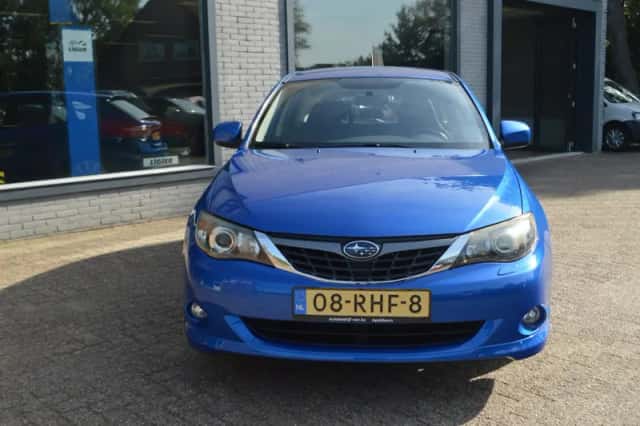 Subaru Impreza (2011) thumbnail 2