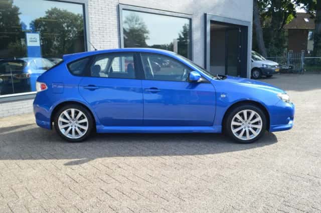 Subaru Impreza (2011) thumbnail 6