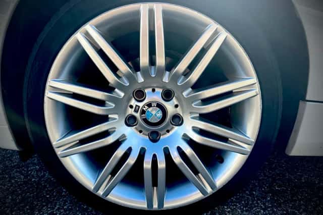 BMW 1-Serie (2009) thumbnail 2