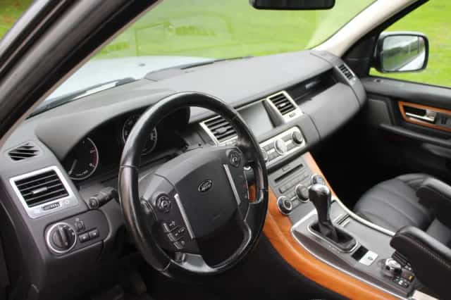 Land Rover Range Rover Sport (2011) thumbnail 11