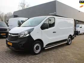 Opel Vivaro (2016) thumbnail 2