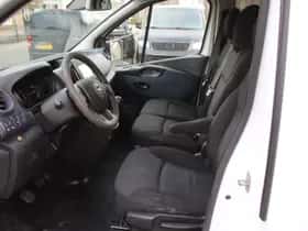 Opel Vivaro (2016) thumbnail 14