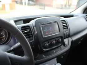 Opel Vivaro (2016) thumbnail 17