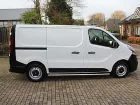 Opel Vivaro (2016) thumbnail 8