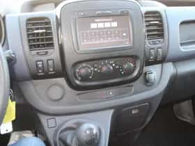 Opel Vivaro (2019) thumbnail 15