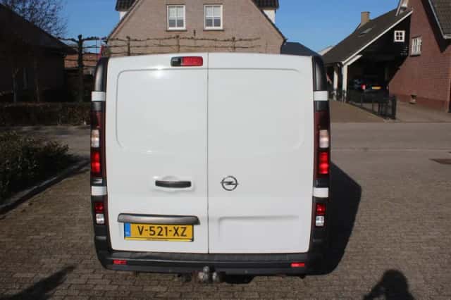 Opel Vivaro (2019) thumbnail 8