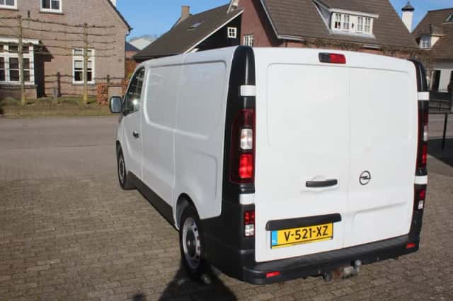 Opel Vivaro (2019) thumbnail 9