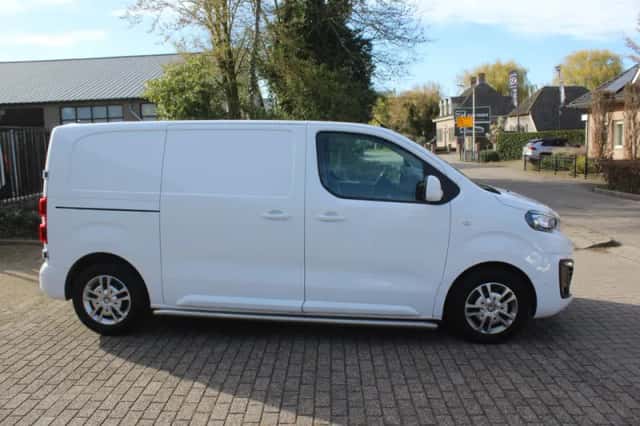 Peugeot Expert (2021) thumbnail 8