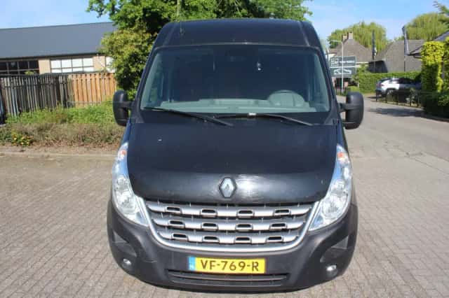 Renault Master (2013) thumbnail 3