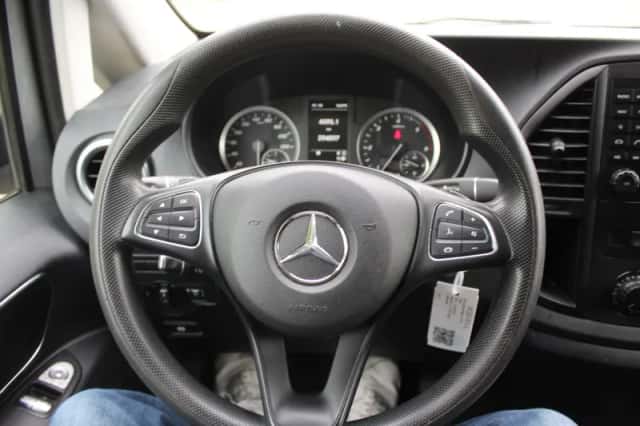Mercedes-Benz Vito (2020) thumbnail 18