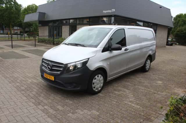 Mercedes-Benz Vito (2020) thumbnail 4