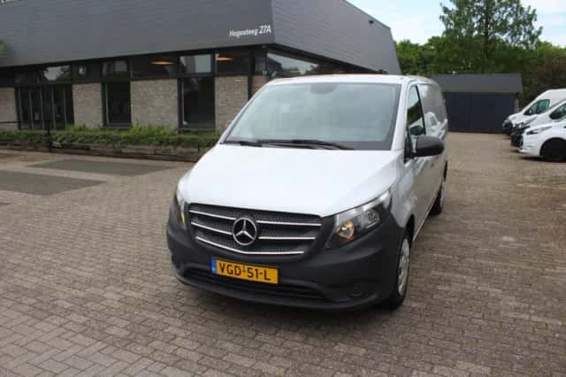 Mercedes-Benz Vito (2020) thumbnail 5