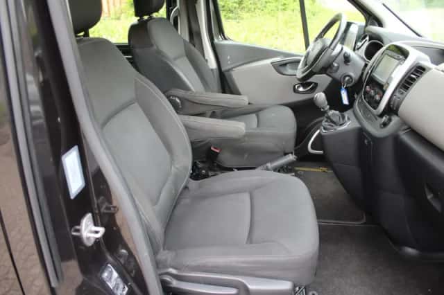 Renault Trafic (2018) thumbnail 16
