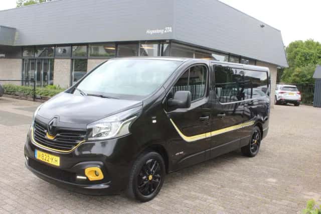 Renault Trafic (2018) thumbnail 3