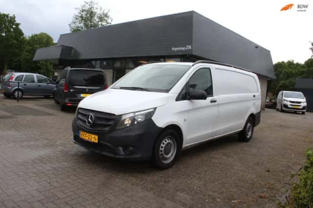 Mercedes-Benz Vito (2016) thumbnail 2