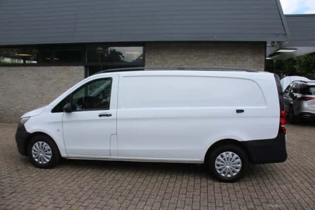 Mercedes-Benz Vito (2016) thumbnail 5