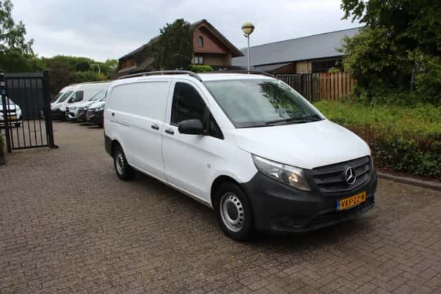 Mercedes-Benz Vito (2016) thumbnail 6