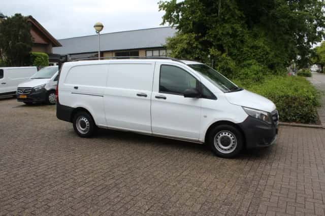 Mercedes-Benz Vito (2016) thumbnail 7