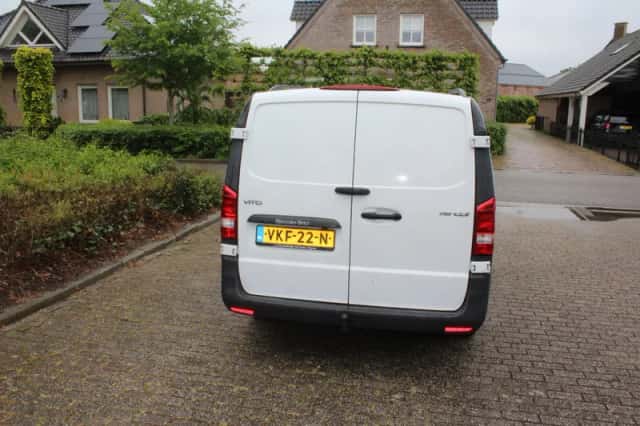 Mercedes-Benz Vito (2016) thumbnail 9