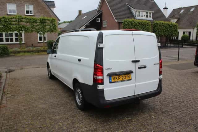 Mercedes-Benz Vito (2016) thumbnail 10