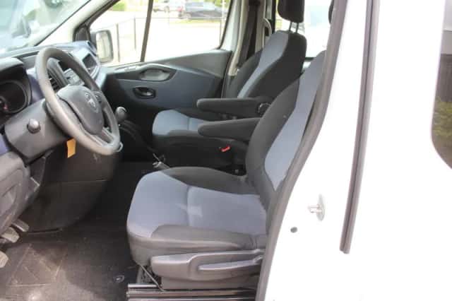 Opel Vivaro (2019) thumbnail 14