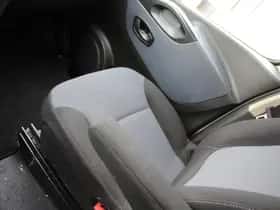 Opel Vivaro (2019) thumbnail 20